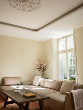 Exklusive Stadtwohnung mit Innenhofterrasse, Pool und Sauna